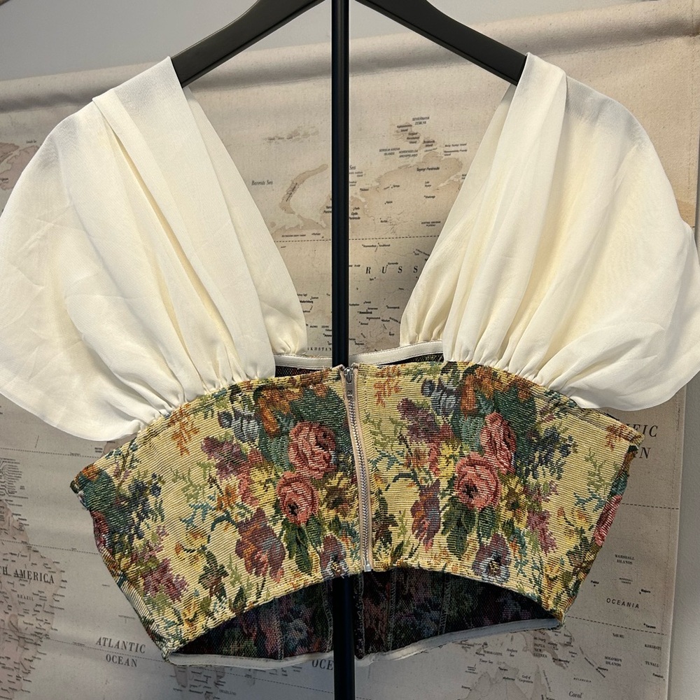 Cider Floral Tapestry Corset-Style Top Off Shoulder Boho Romantic Large - Picture 3 of 8
